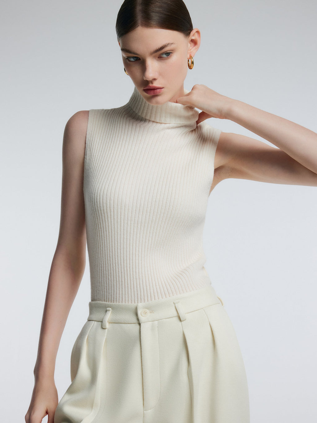 100% Wool Ribbed Women Turtleneck Tank Top