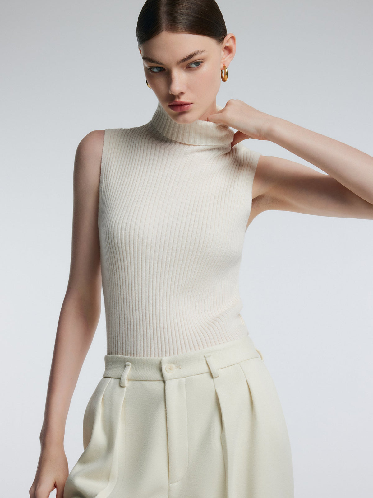 100% Wool Ribbed Women Turtleneck Tank Top